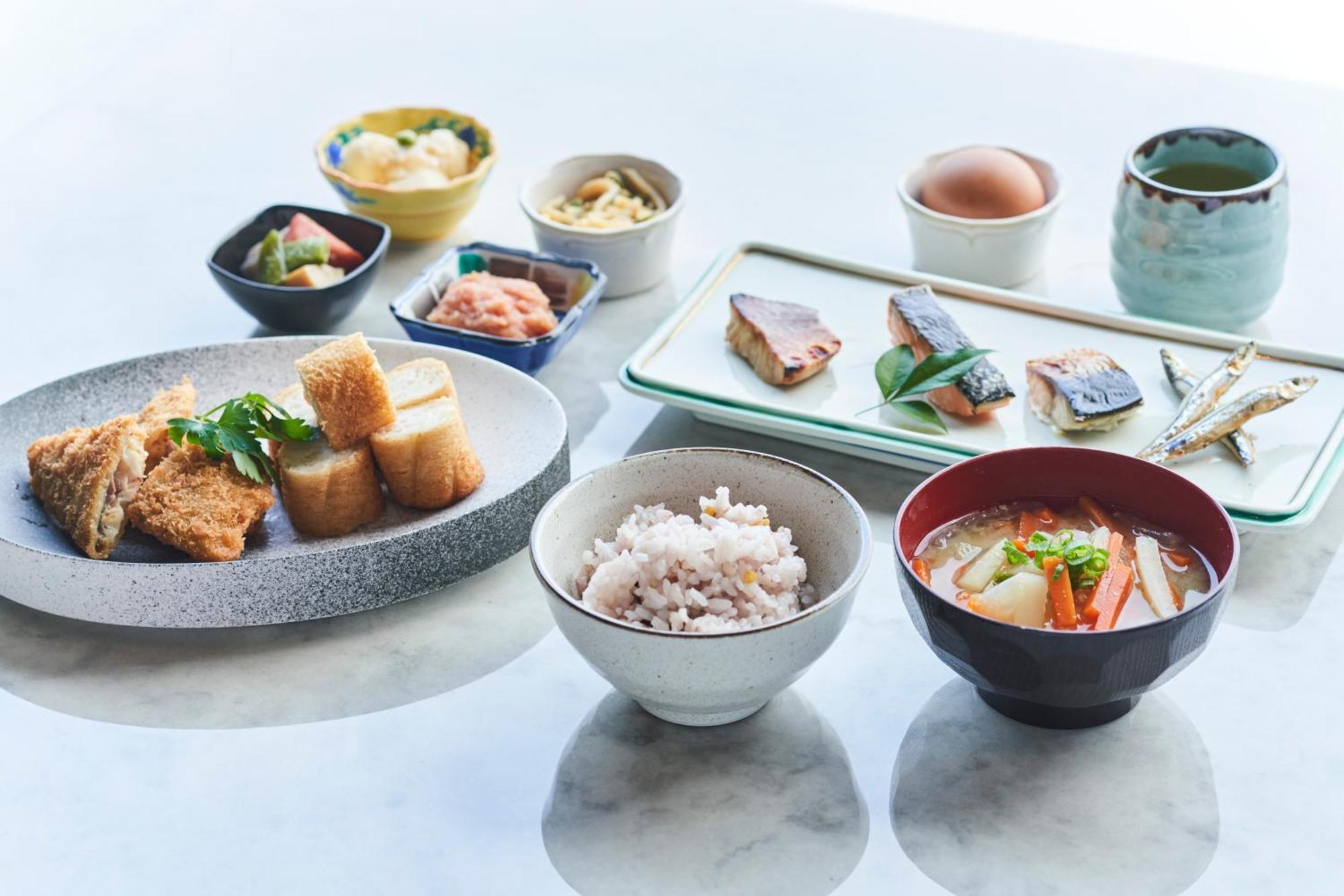 The Global View Nagasaki Otel Dış mekan fotoğraf A selection of Japanese dishes